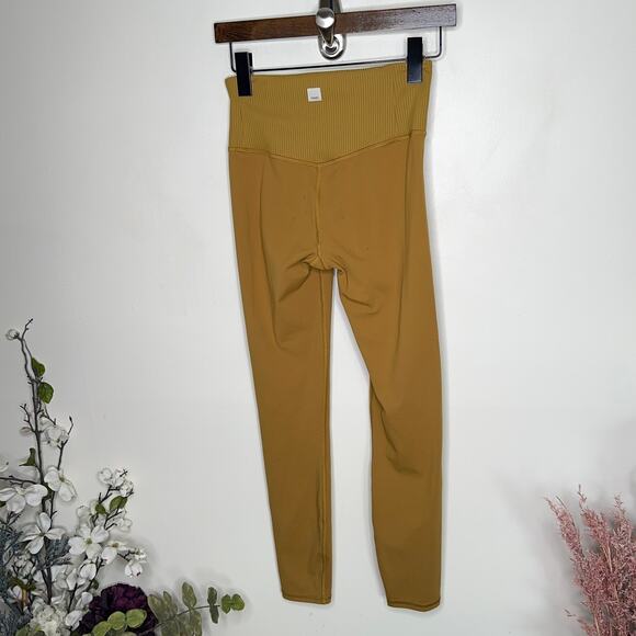 VUORI Rib Studio Legging Mustard Yellow {VV17} - Picture 3 of 6